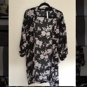Spiritual Gangster Floral Kimono